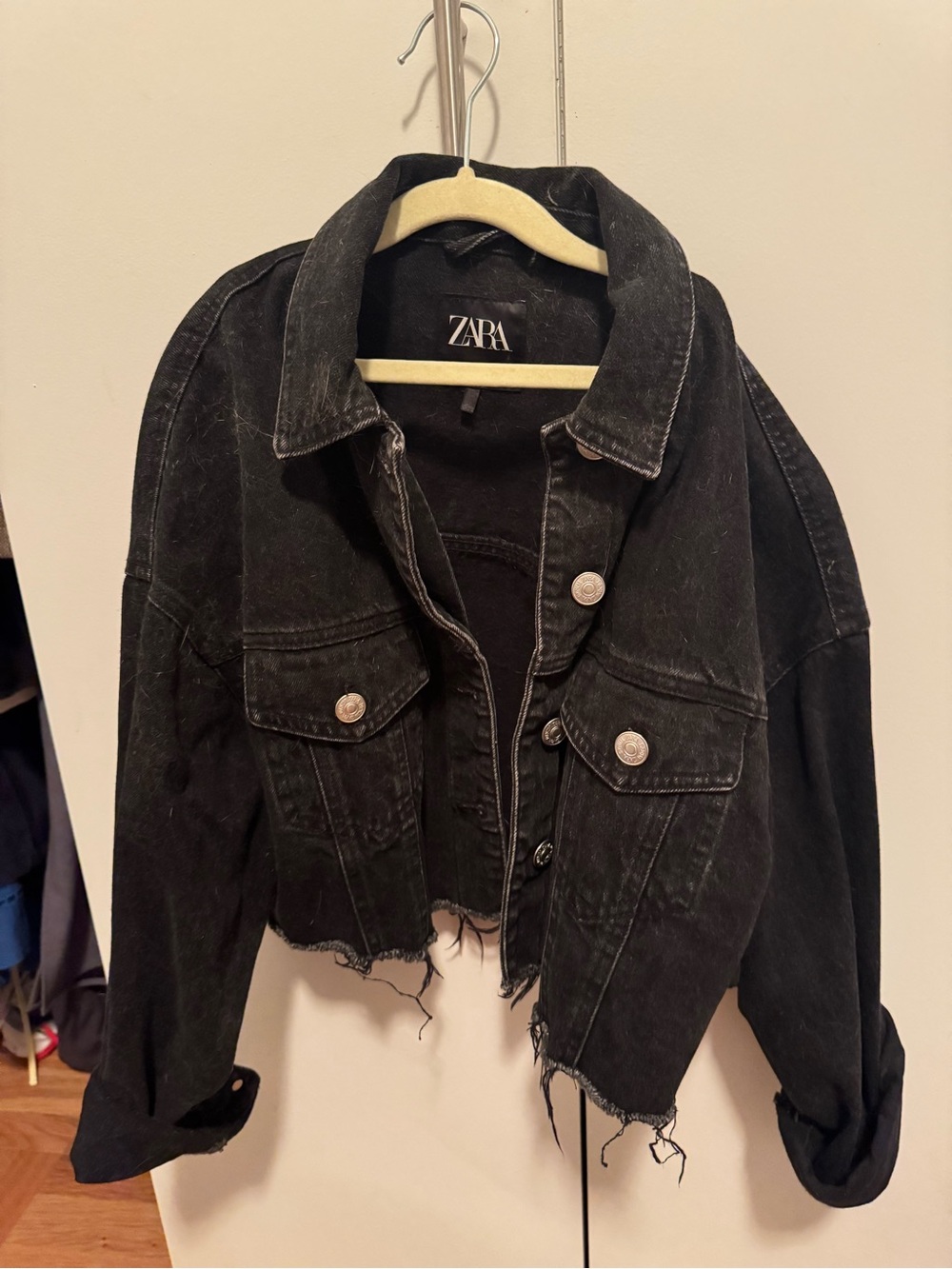 Zara Black Cropped Distressed Denim Jacket